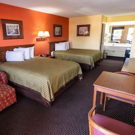 Budget Inn & Suites Hawkinsville Εξωτερικό φωτογραφία