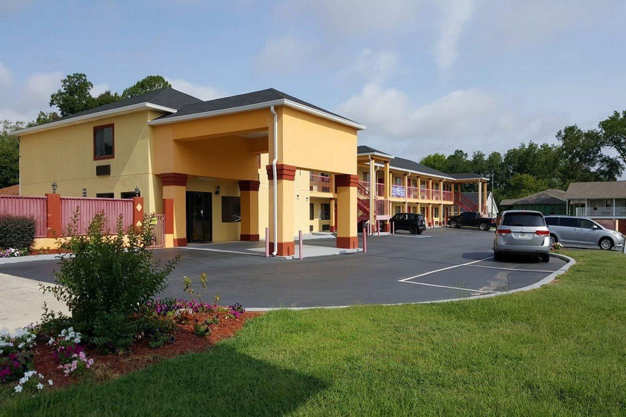 Budget Inn & Suites Hawkinsville Εξωτερικό φωτογραφία