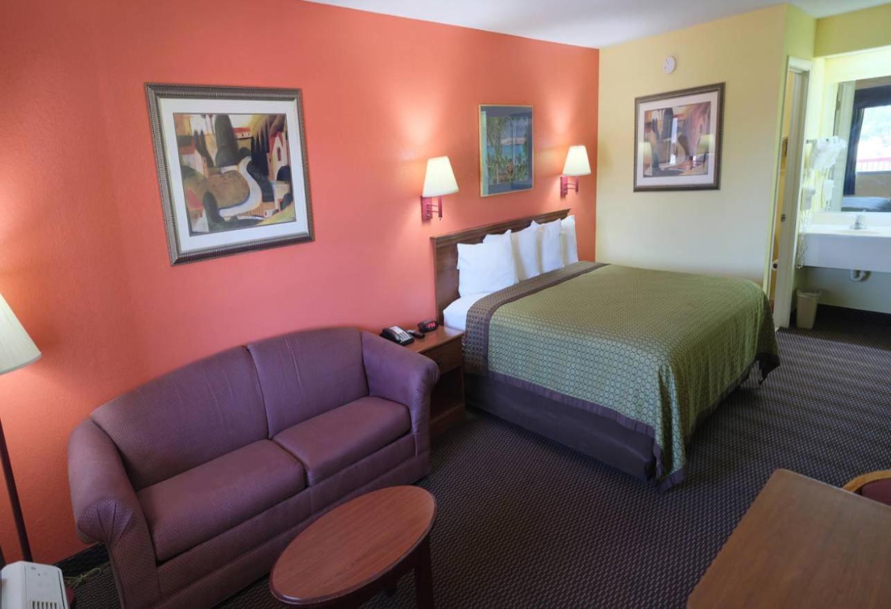 Budget Inn & Suites Hawkinsville Εξωτερικό φωτογραφία